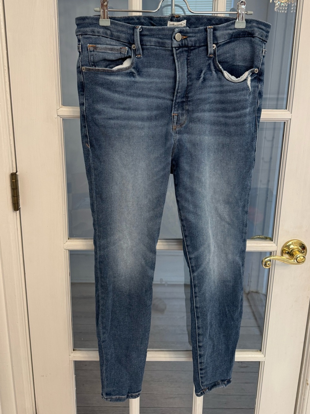GOOD AMERICAN Women’s Medium Wash Good Waist Skinny Leg Crop Jeans Size 32